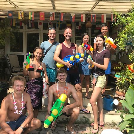 Hub Of Joys Hostel Ko Lanta Exterior foto